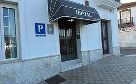 Hostal Restaurante La Nina